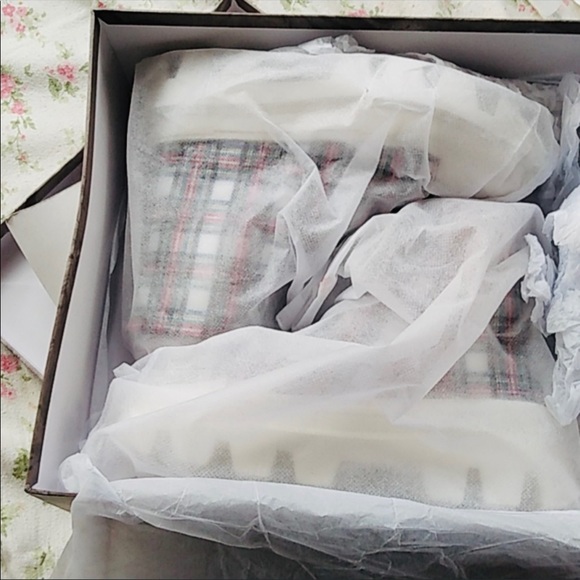 Jeffrey Campbell Plaid Tartan Print Platform High-Top Sneakers / boots NIB - Picture 7 of 9